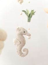 Load image into Gallery viewer, Rock pool