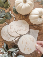 Load image into Gallery viewer, Wooden Milestone Plaques